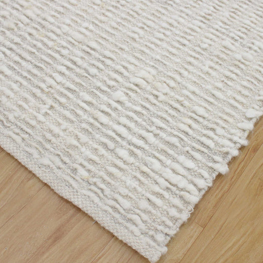 Lovelle - Soft Wool 6 X 9 Rug - Ivory
