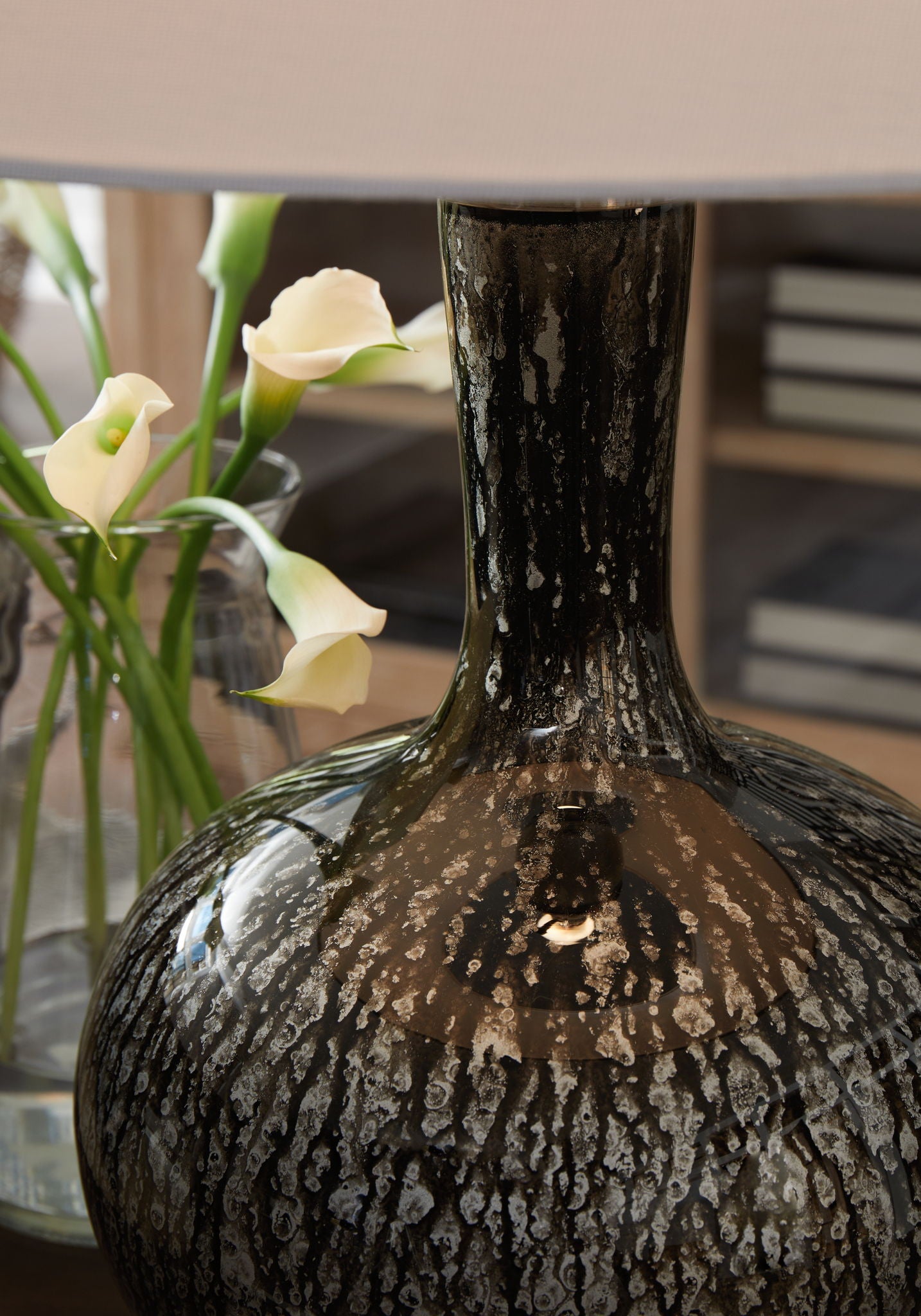 Tenslow - Glass Table Lamp - Antique Black
