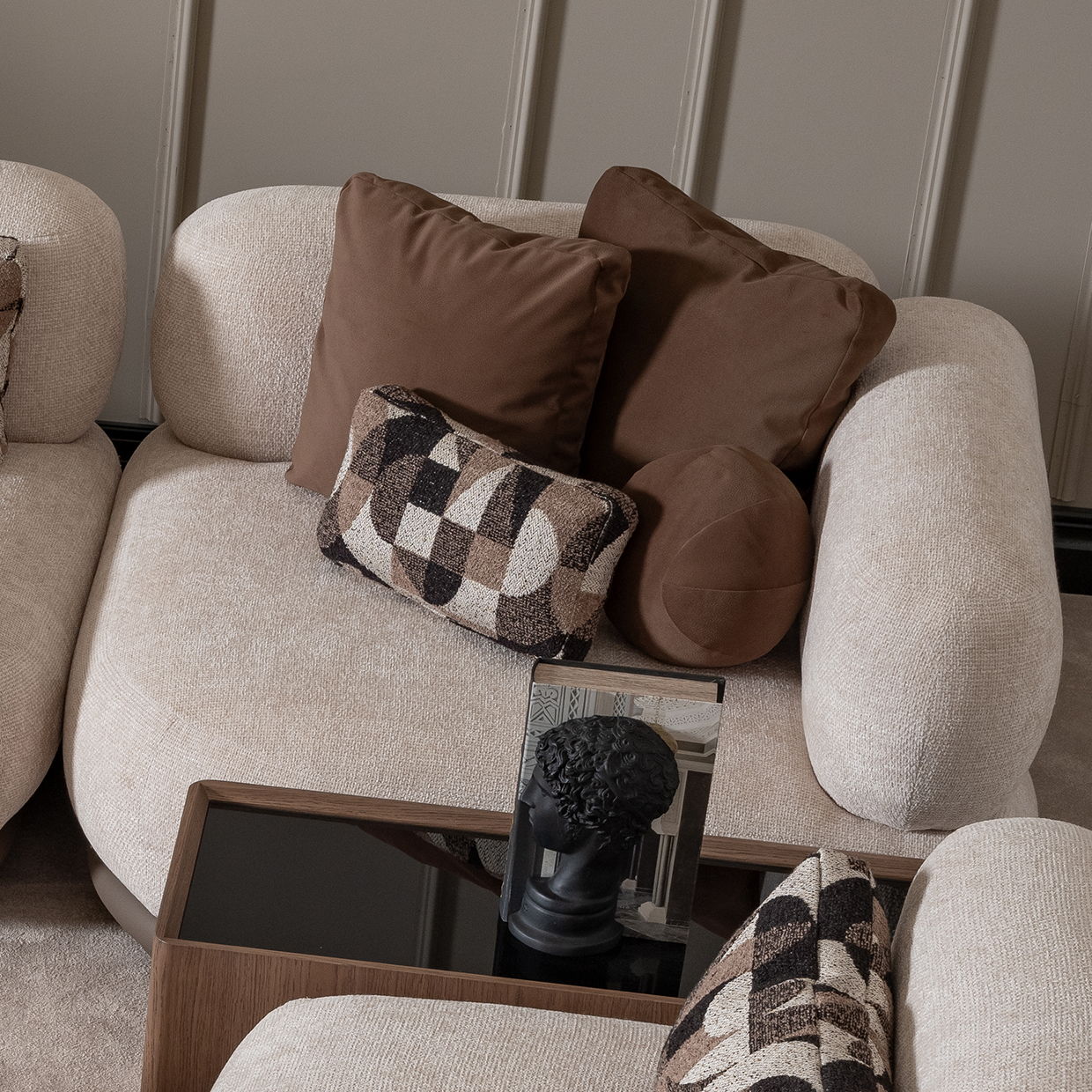 Bristol Point - Corner Chair - Fawn / Saddle Brown