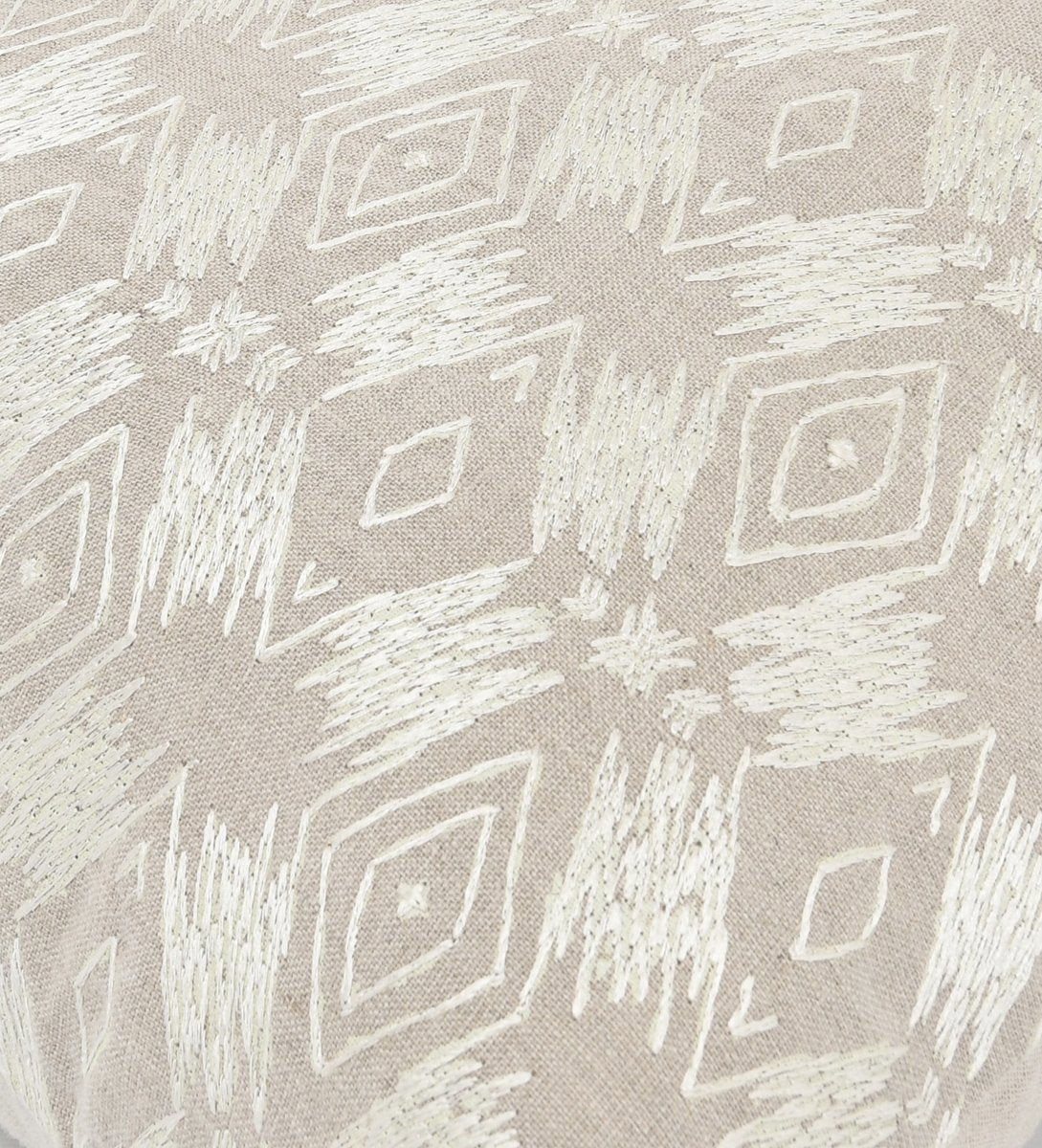 Intrigue - IN Suri Pillow - Natural