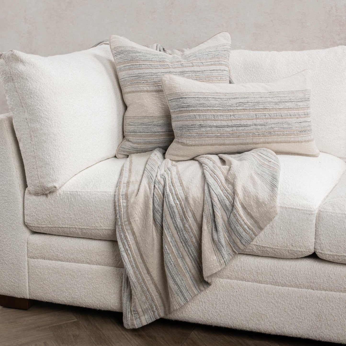 Rockport - 50" x 70" Throw - Ivory Multi