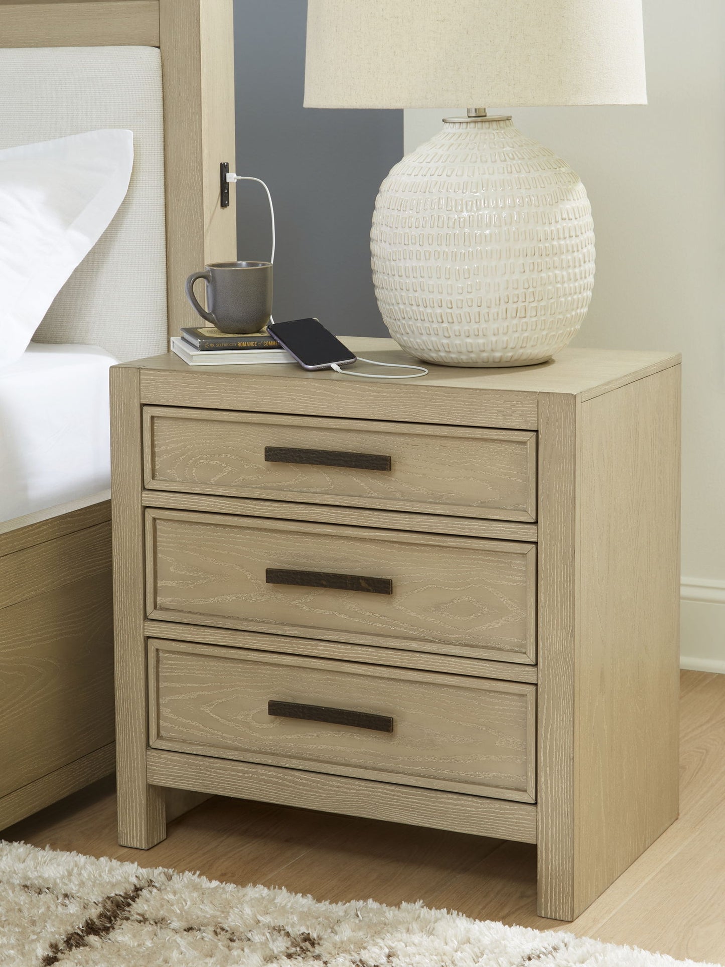 Calmoro - Three Drawer Night Stand - Gray