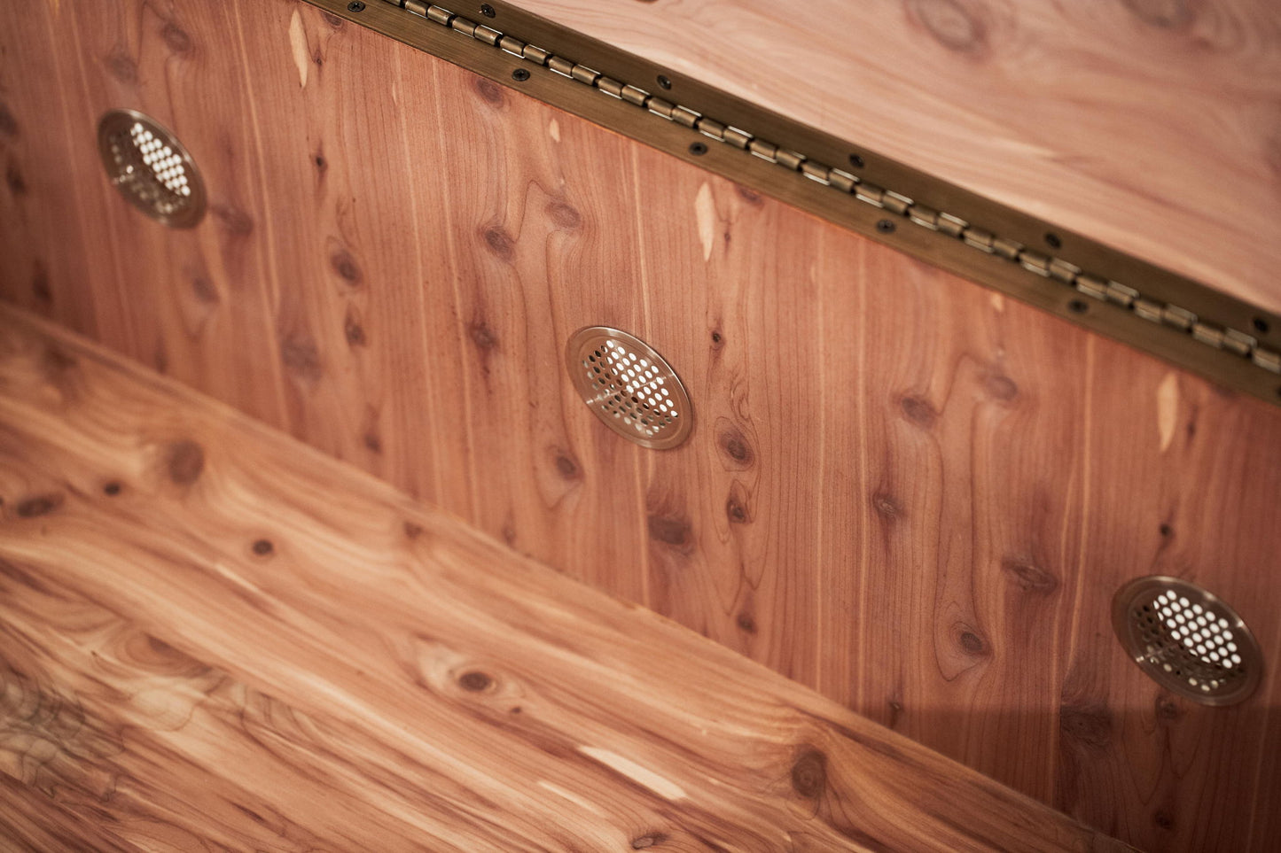 Cortina - Leather Bedside Bench - Honey Walnut