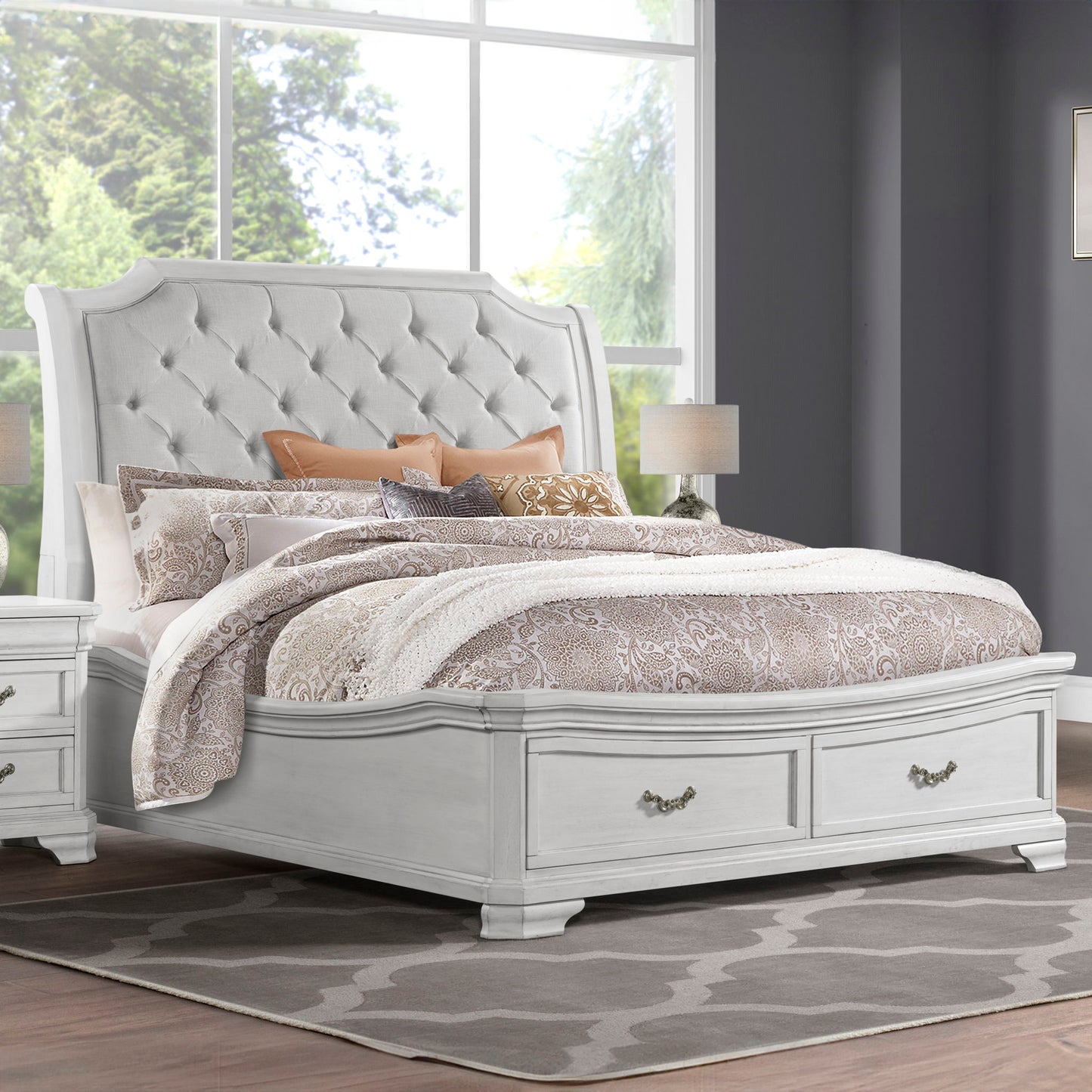 Lyndhurst - Bed