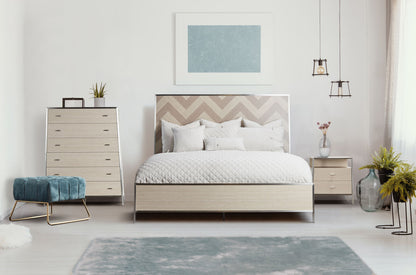 Silverlake Village - 6-Drawer Chest - Washed Oak