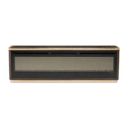 Portrait - Dresser