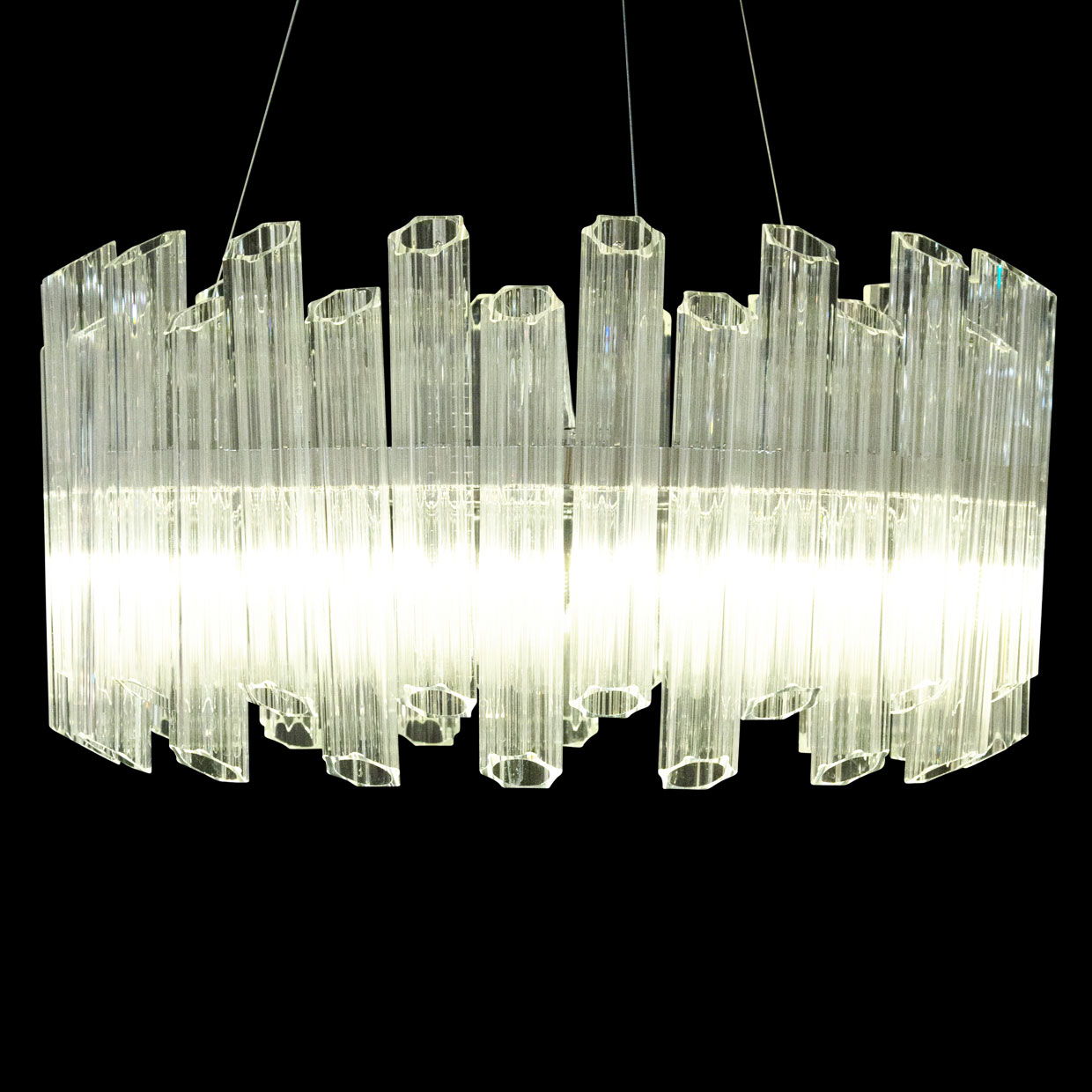 Michael Amini Lighting - Octavious 8-Light Modern Crystal Chandelier - Clear