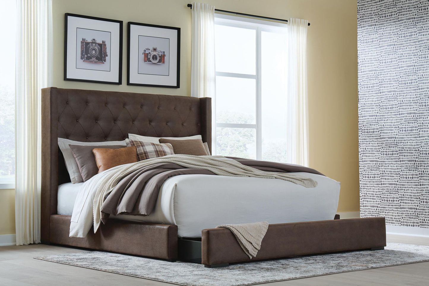 Lavernty - Upholstered Storage Bed