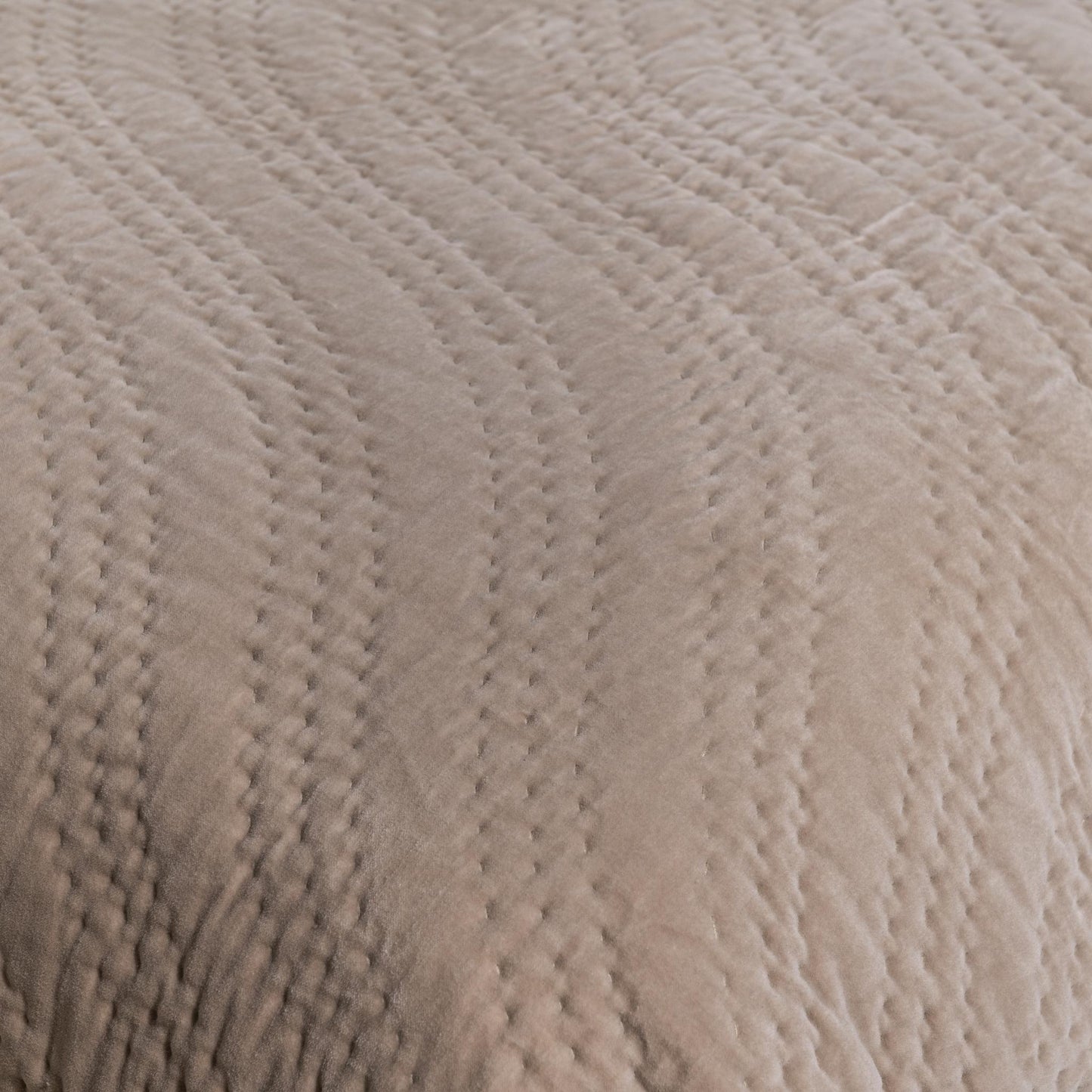 Elms - Velvet Quilt