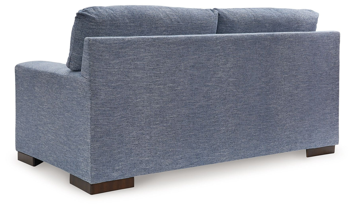 Belvoir - Loveseat