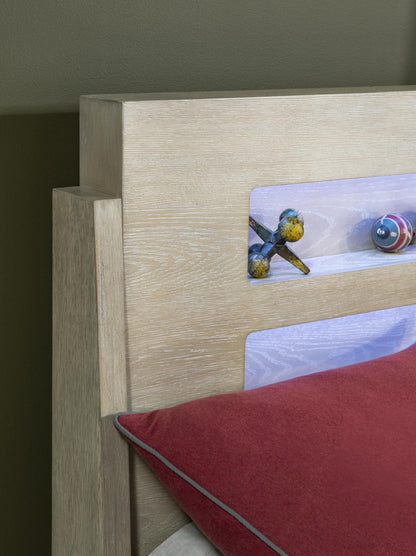 District - Complete Panel Bed