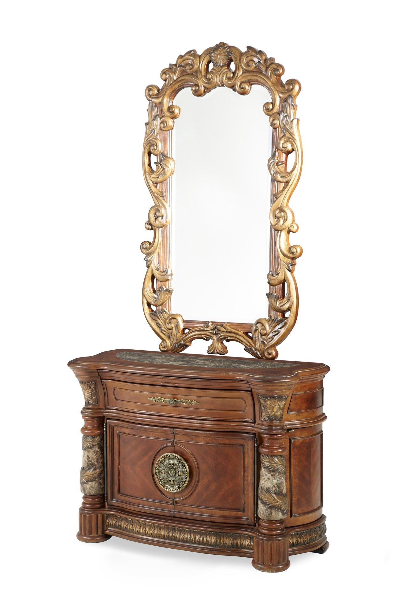 Villa Valencia - Bachelor's Chest