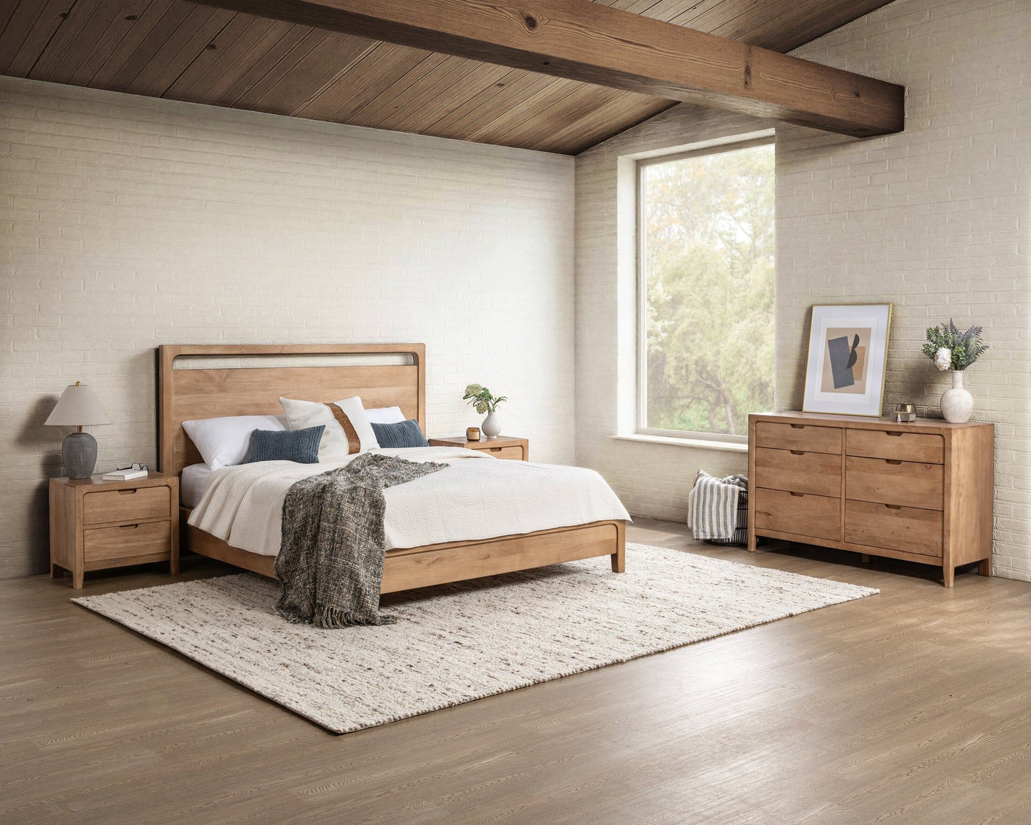 Laguna - 6 Drawer Dresser - Natural Maple