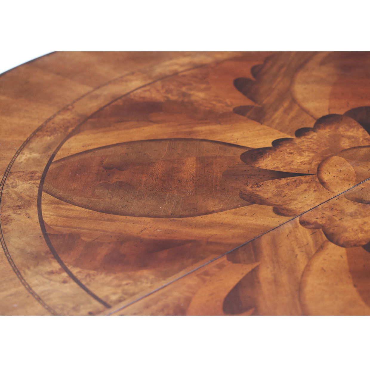 Villa Valencia - Round Dining Table - Classic Chestnut