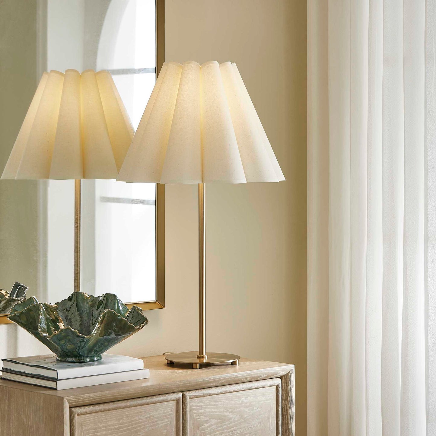Lilabet - Fluted Shade Table Lamp - Gold