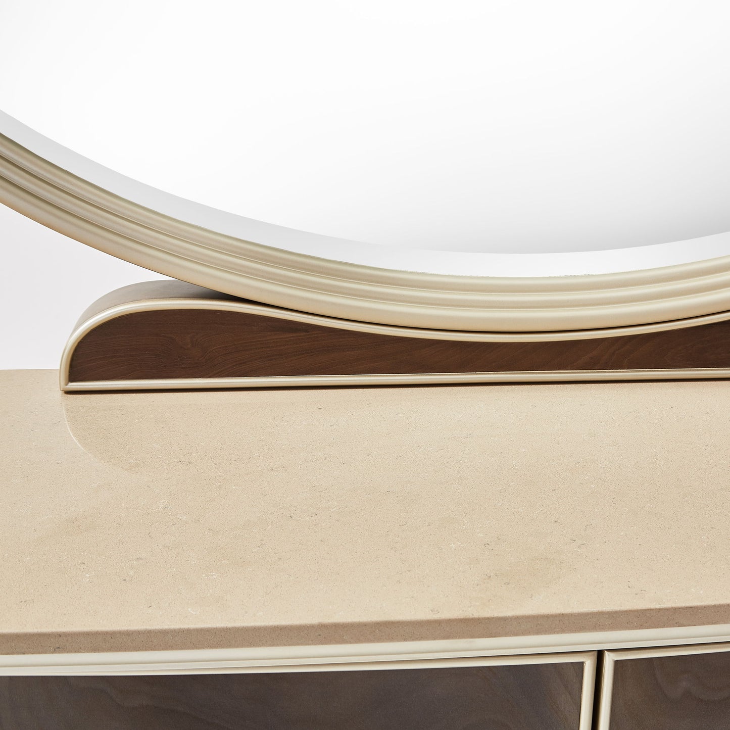 Villa Cherie - Dresser