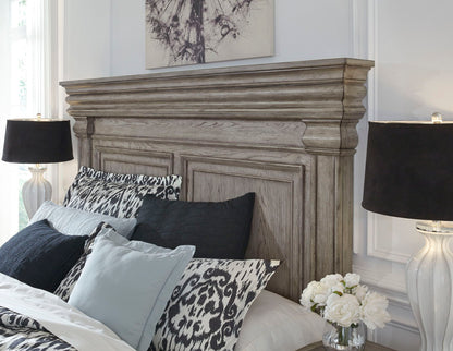 Madison Ridge - Queen Panel Bed With Blanket Chest Footboard - Heritage Taupe