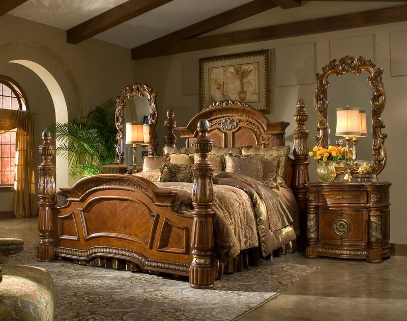 Villa Valencia - Bedside Chest, Mirror