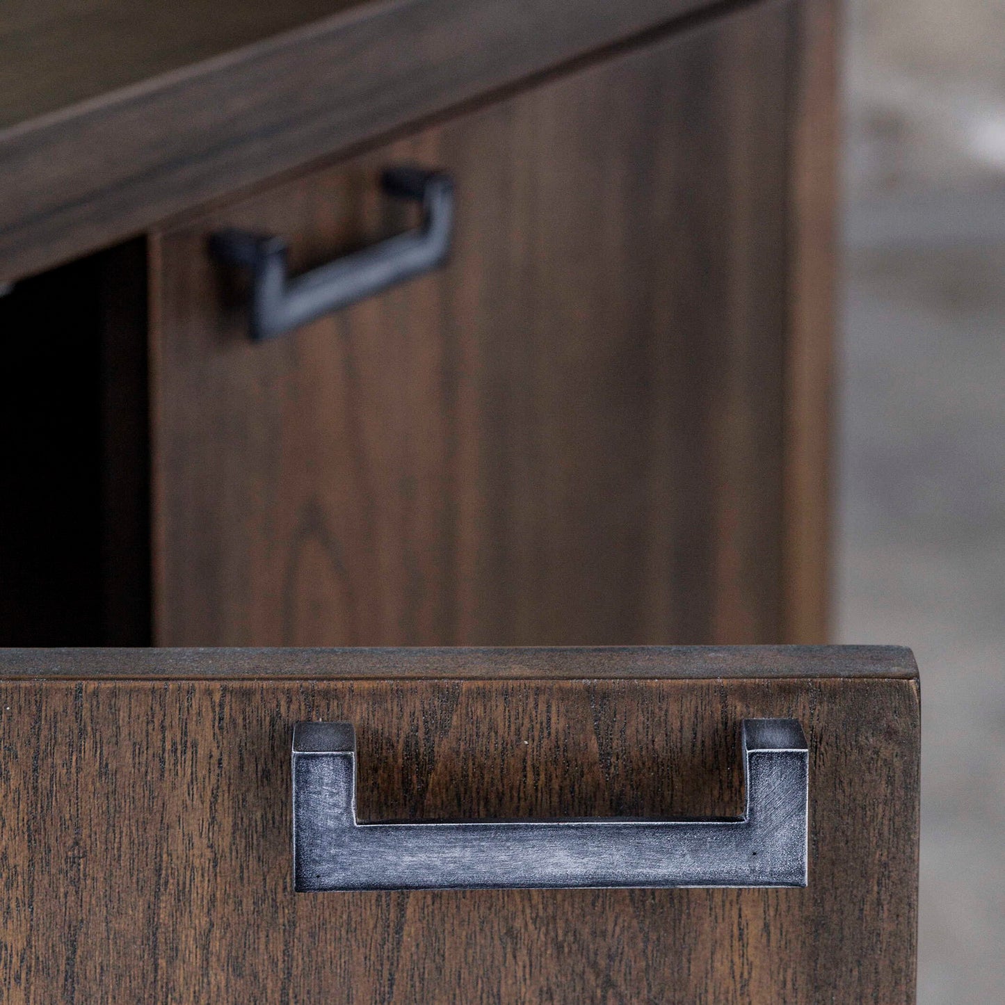 Nadie - Console Cabinet - Light Walnut