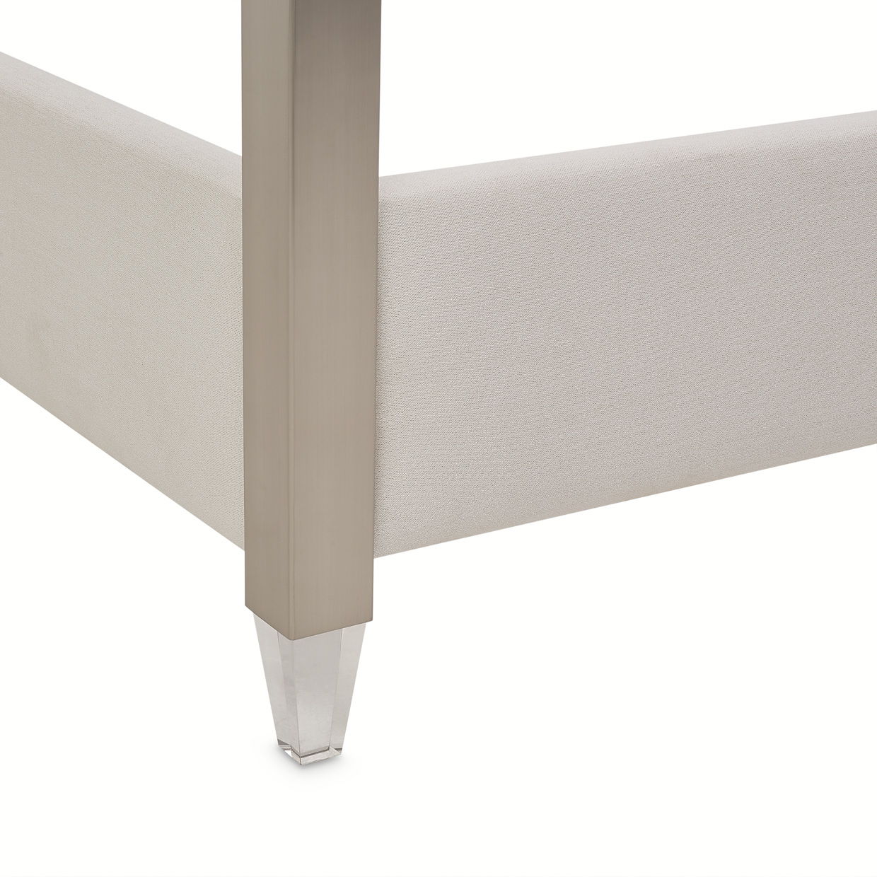 Penthouse - Eastern King Canopy Bed - Frosted Linen / Ash Gray