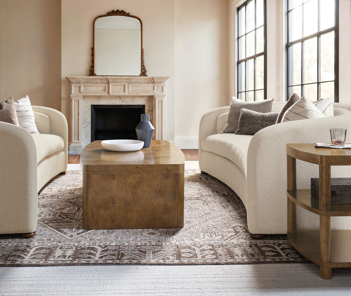 SS - Valentina Stationary Sofa