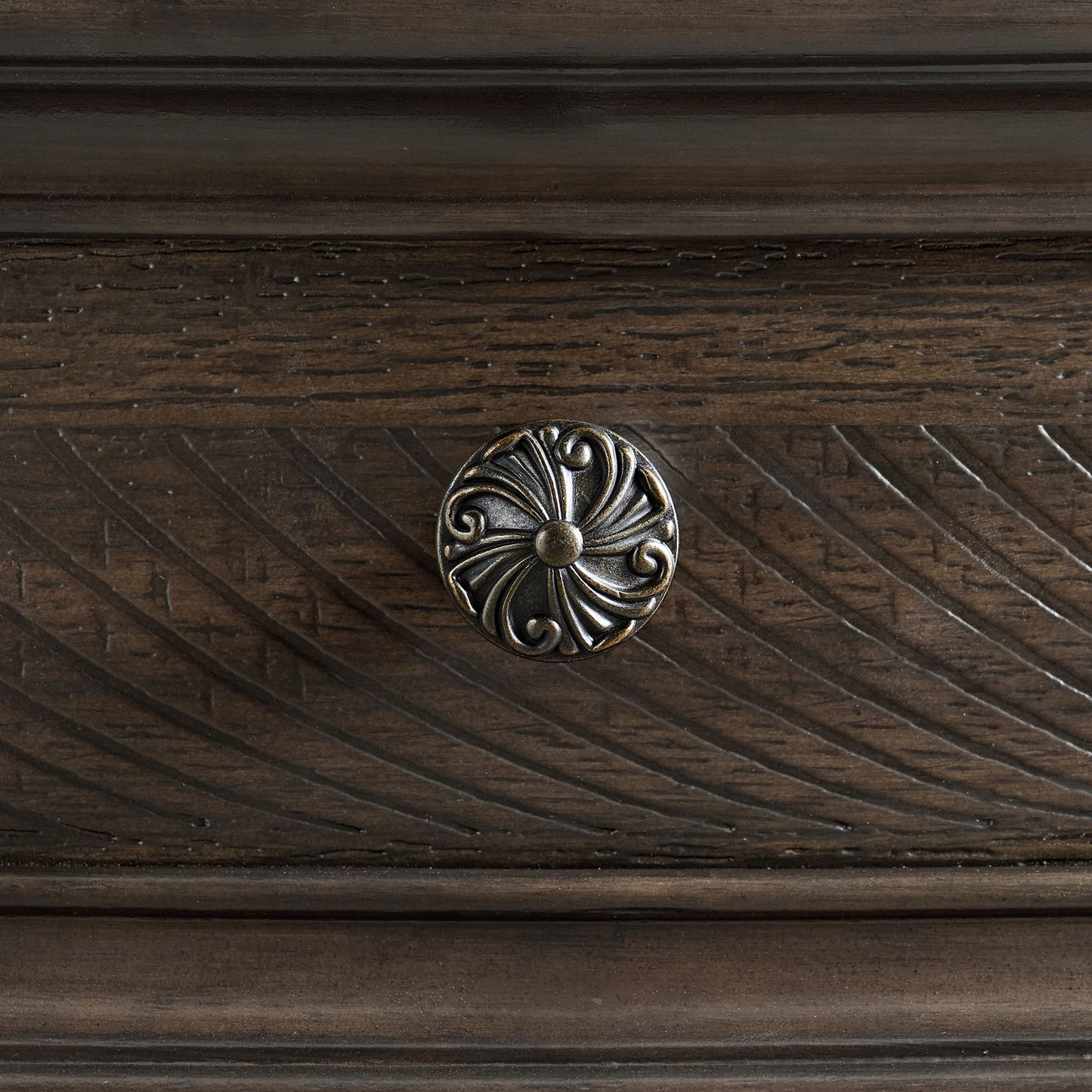Brunswick - 5-Drawer Chest - Mahogany