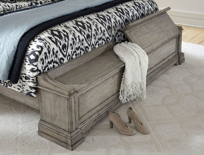Madison Ridge - Queen Panel Bed With Blanket Chest Footboard - Heritage Taupe