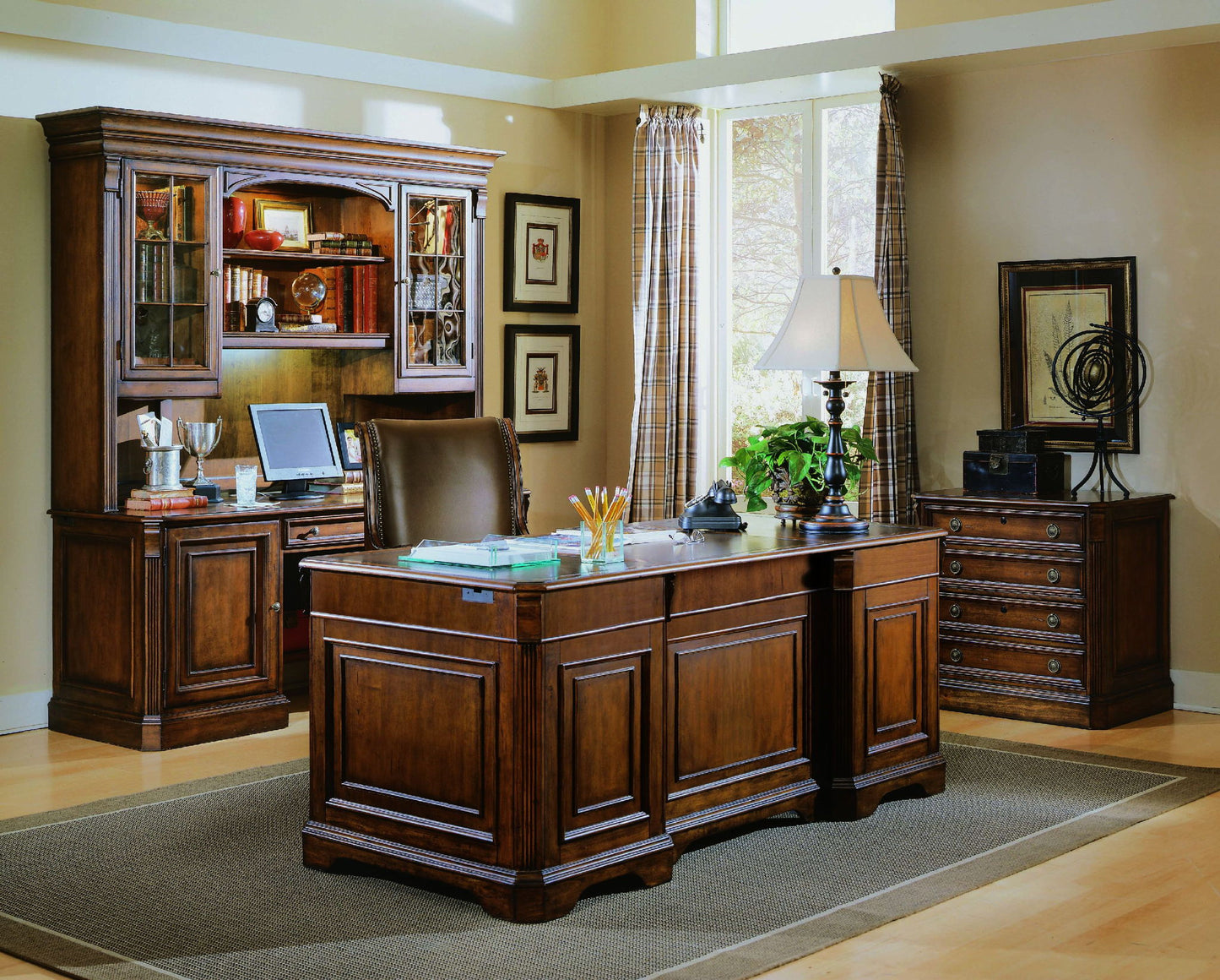 Brookhaven - Desk Chair - Light Brown