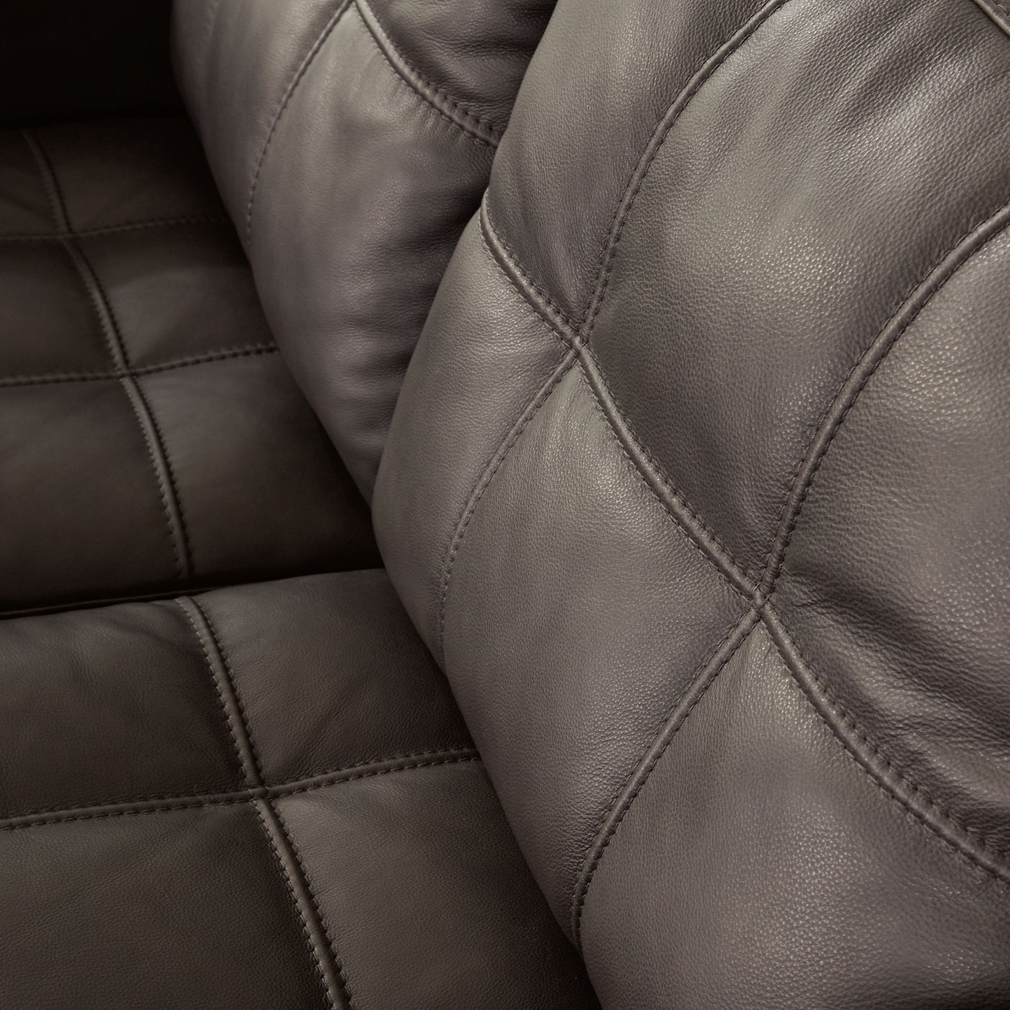 Luigi - Sofa - Thunder