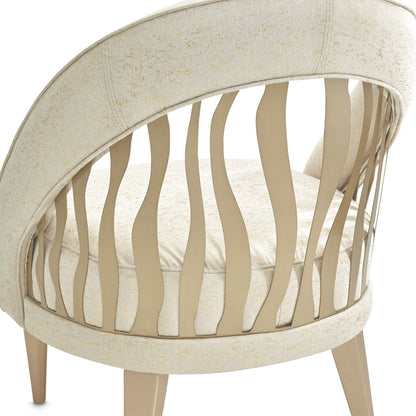 La Rachelle - Flame Chair