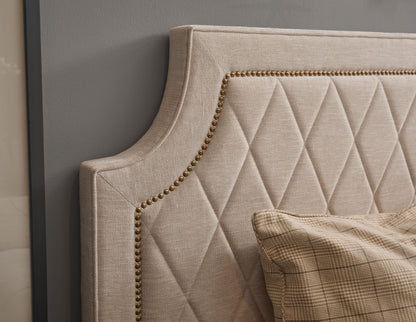 Asher Park - Upholstered Bed