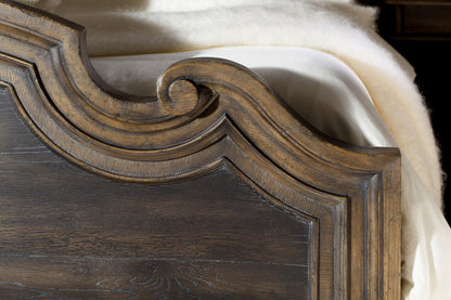 Fair Oaks - Upholstered Bed