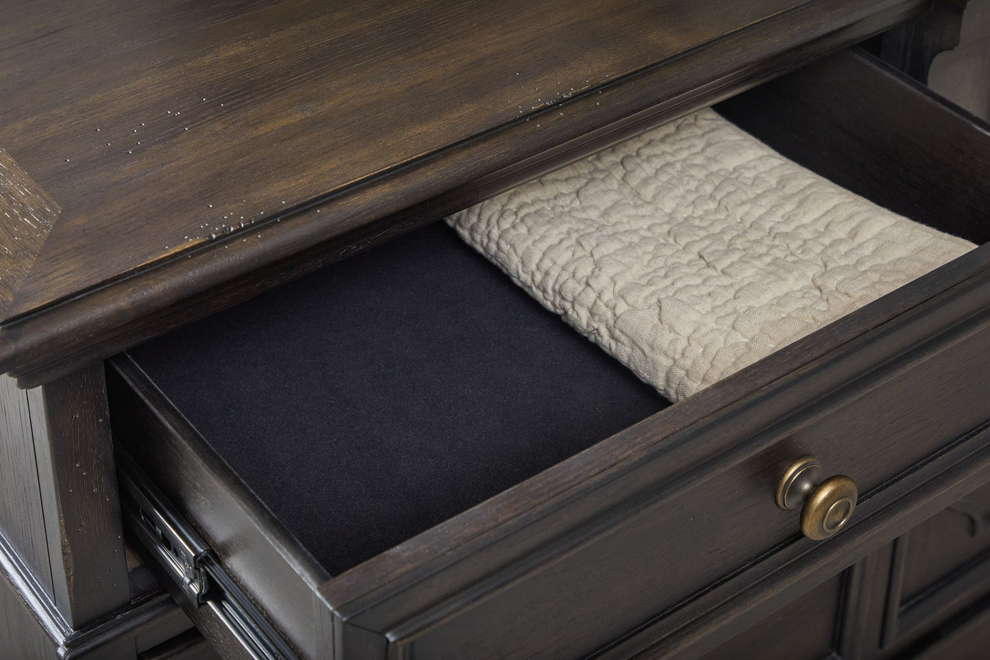 Hickory Creek - Dresser
