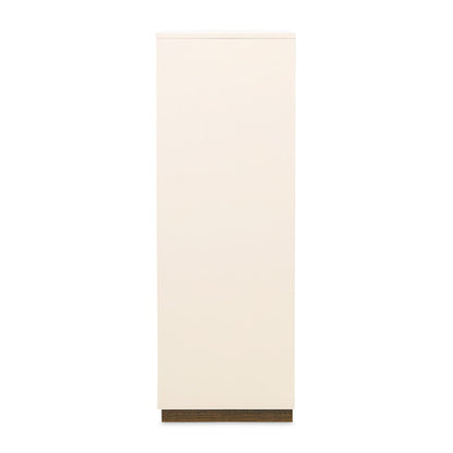 Portrait - Panel Bed