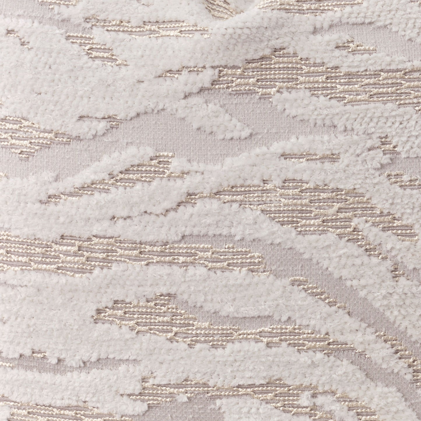 Savannah Breeze - Loveseat - Cashmere / Gold