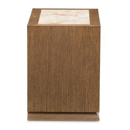 Portrait - Nightstand