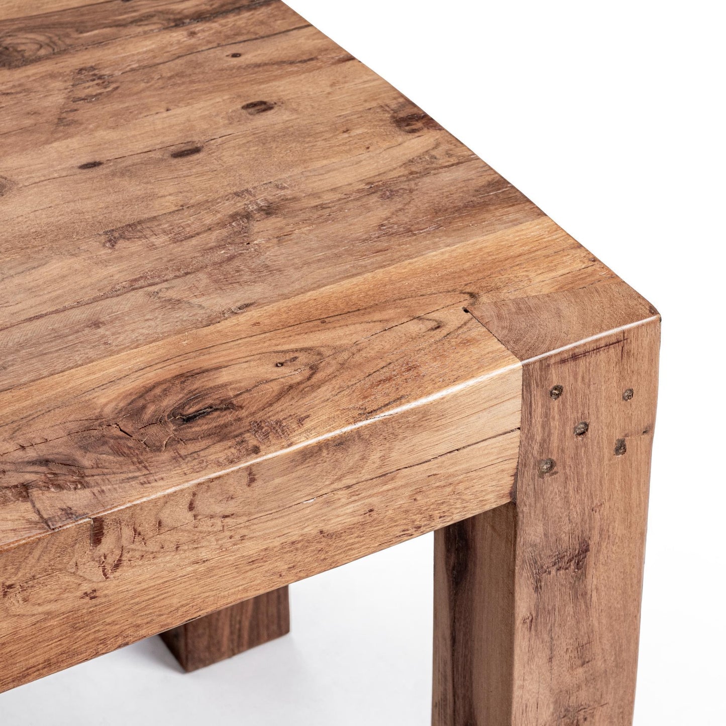 Giza - Table