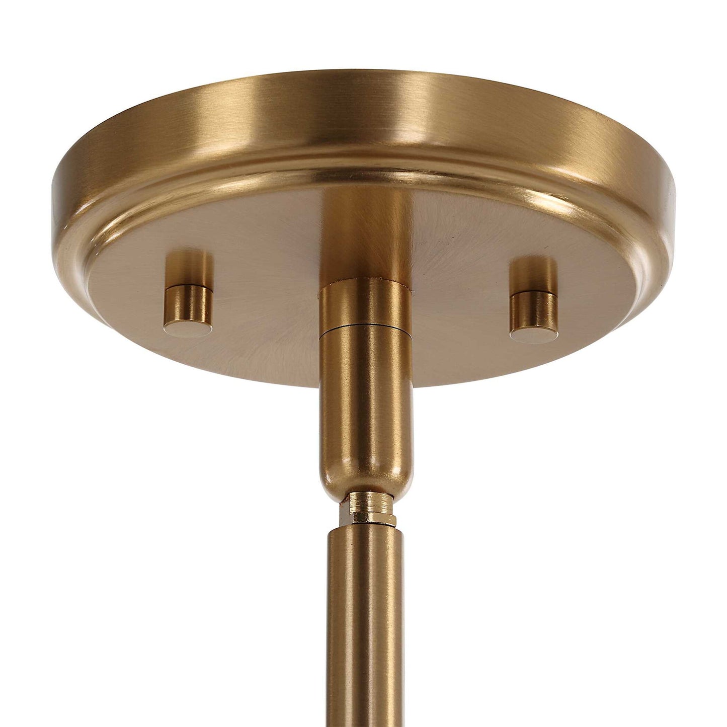 Lassen - 8 Light Chandelier - Brass