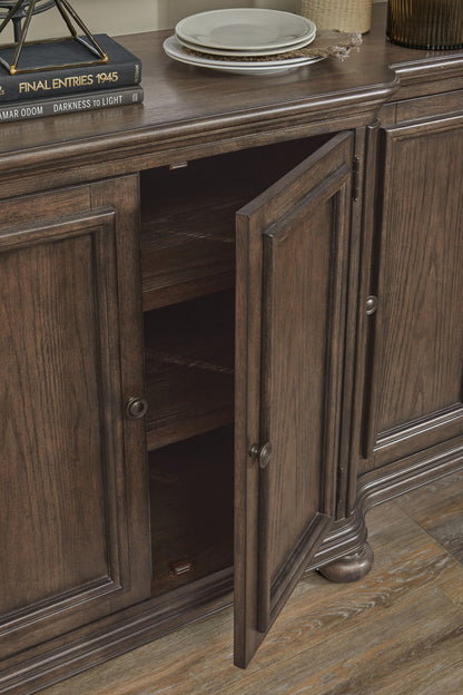 Saddle Creek - Extendable Leg Dining Table Set