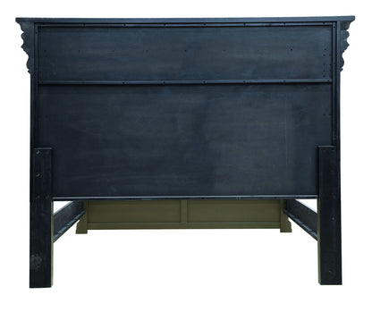 Madison Ridge - Panel Bed With Blanket Chest Footboard