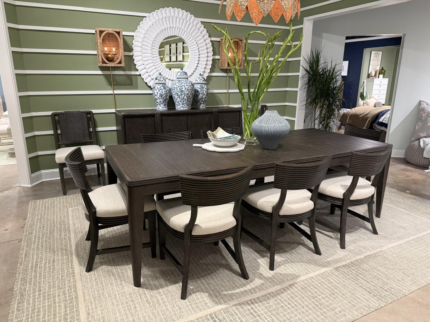 Maren - Leg Table With Leaf