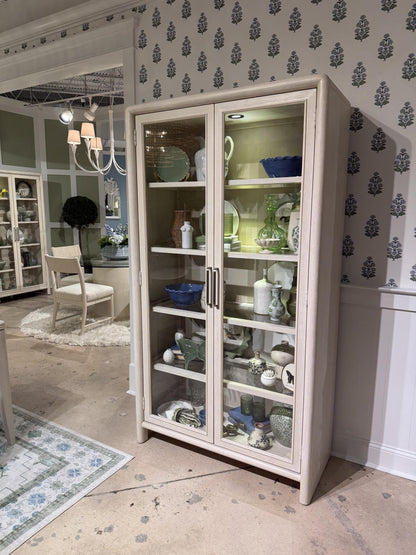 Maren - Display Cabinet