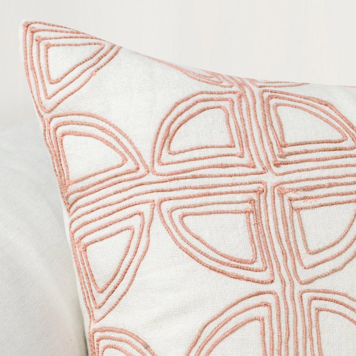 Elea - 22" x 22" Pillow - Ivory / Blush