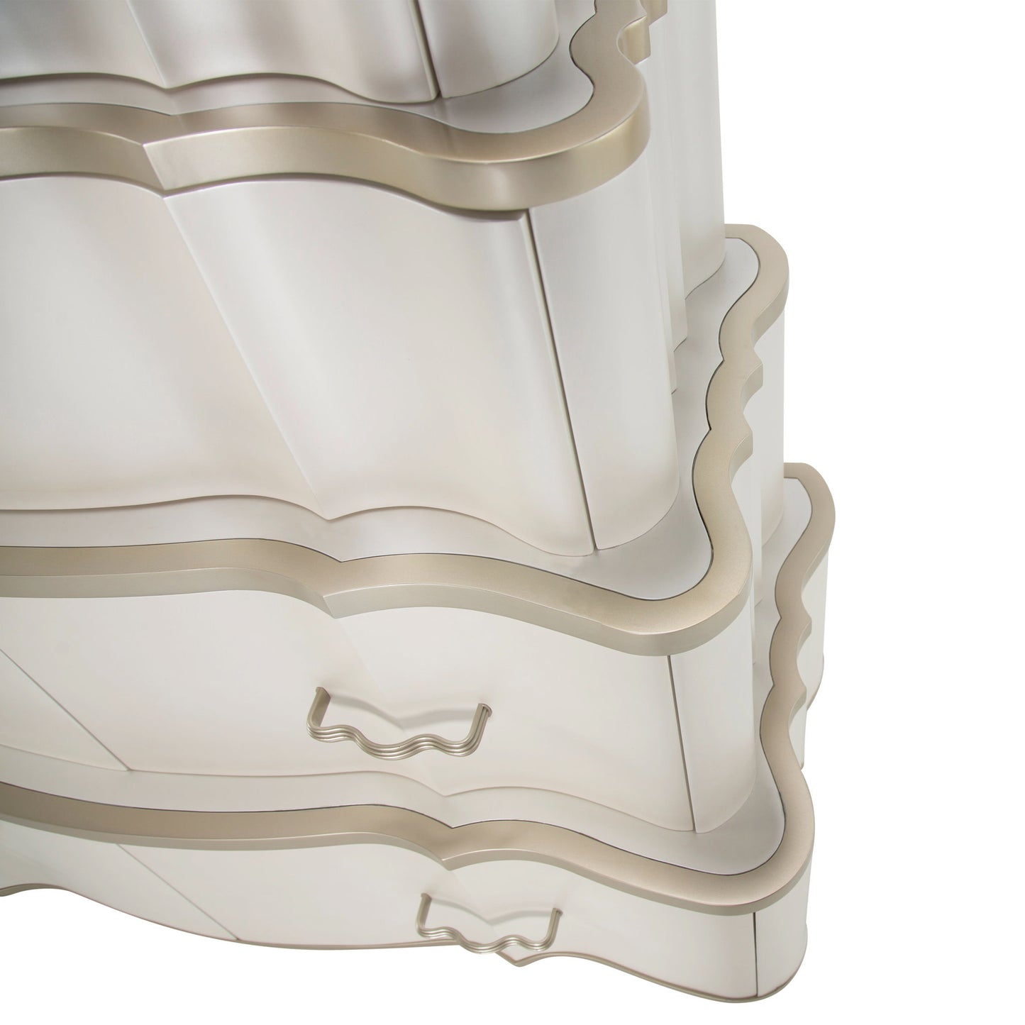 London Place - 6-Drawer Tiered Chest - Creamy Pearl
