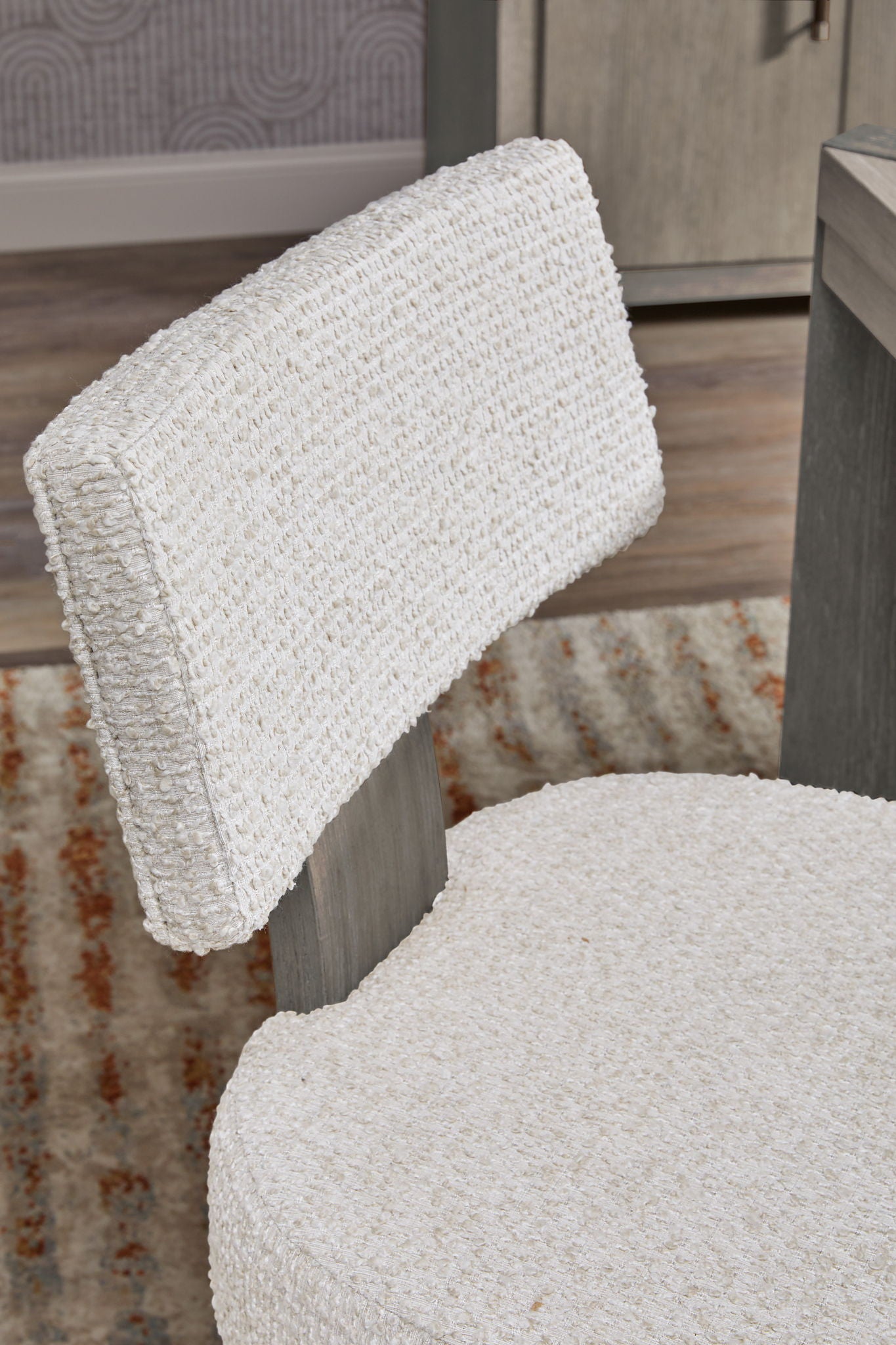Anderson Park - Round Dining Table Set