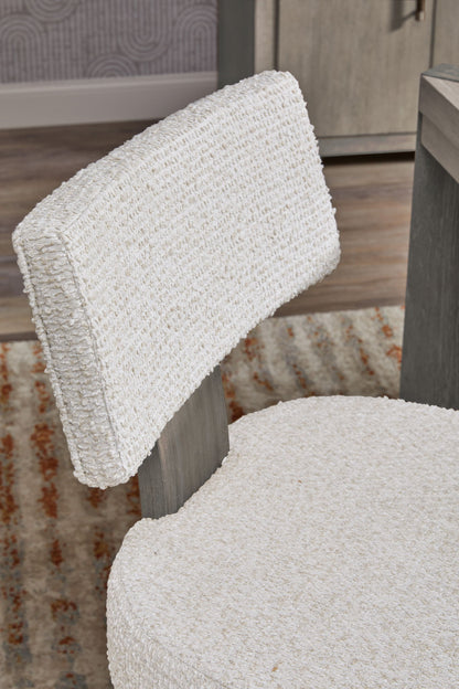 Anderson Park - Round Dining Table Set