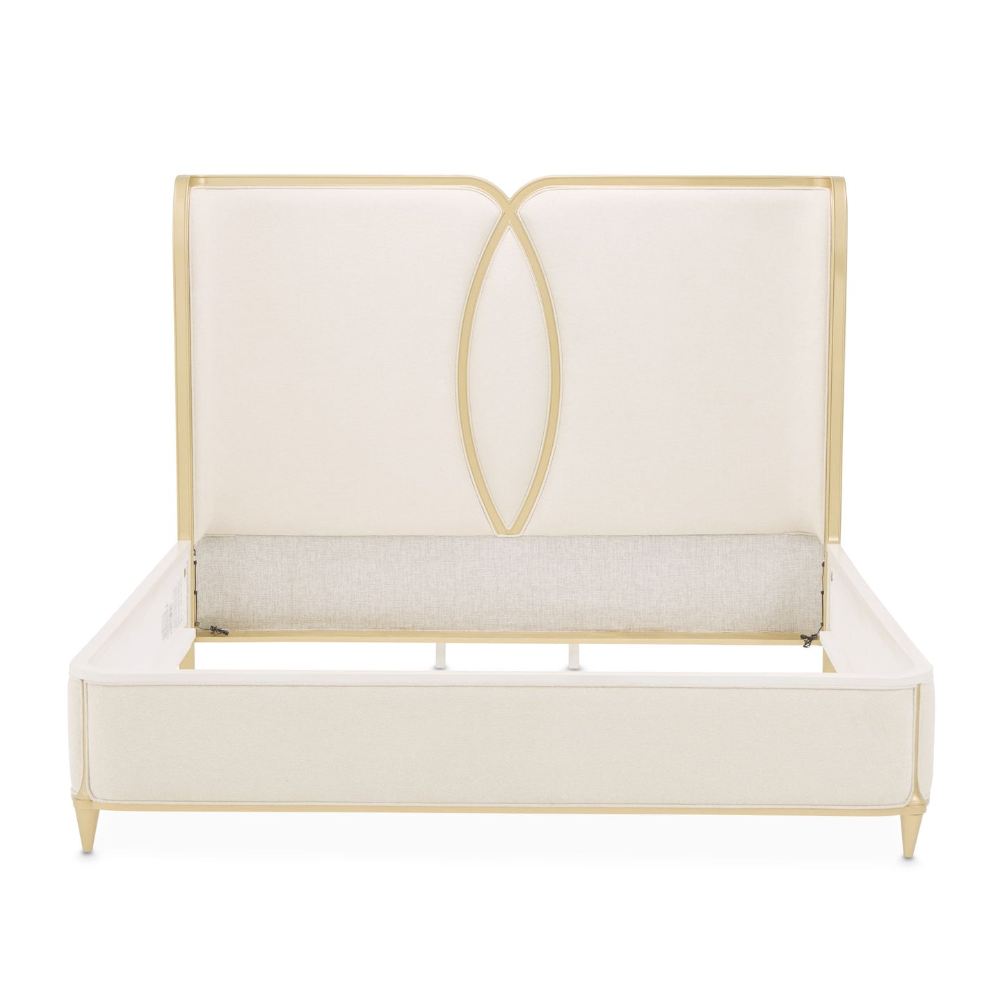 Scotts Square - Bed