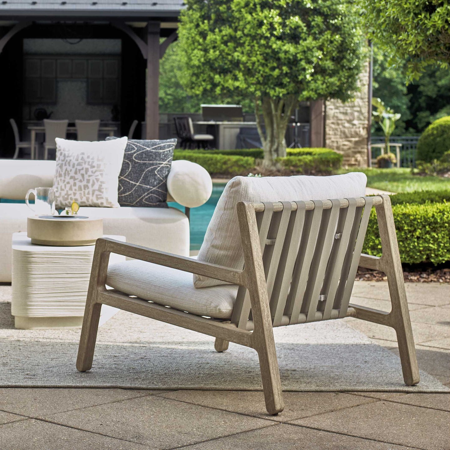 Strapped - Outdoor Lounge Chair - Light Brown / Pearl Silver