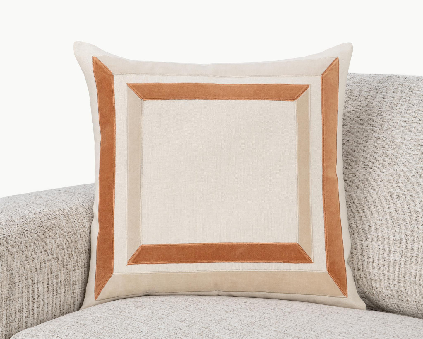 Maybrook - 22" x 22" Pillow - Ivory / Natural