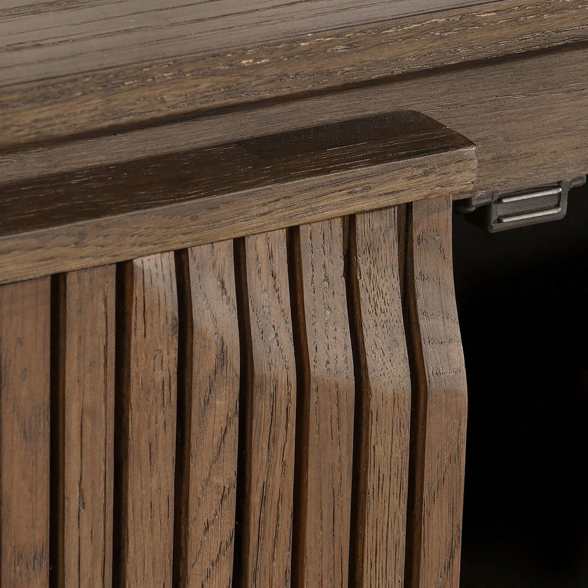 Roya - Cabinet